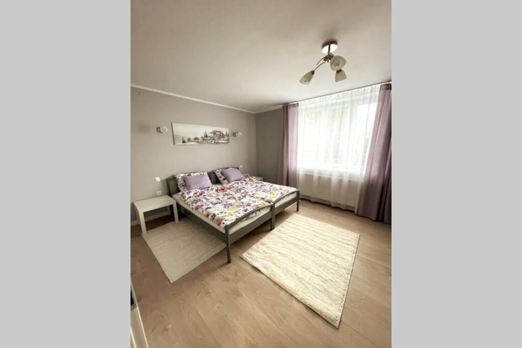 Modern Apartment In Tarnów Exteriör bild