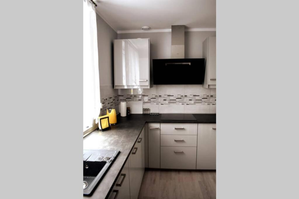 Modern Apartment In Tarnów Exteriör bild